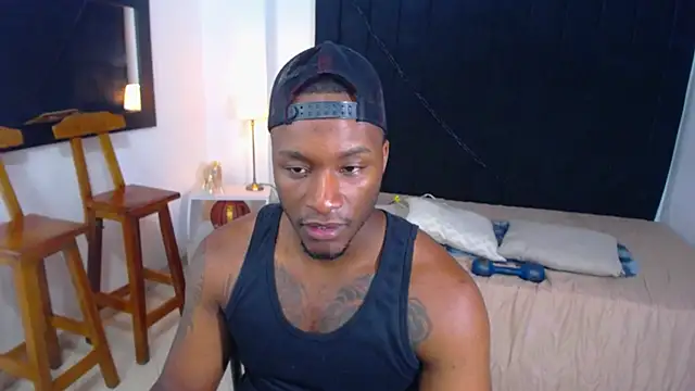 Snapshot of chrstian_lewis1 chatting on 22, 10, 2025 chrstian lewis1 online show from 22, 10, 2025