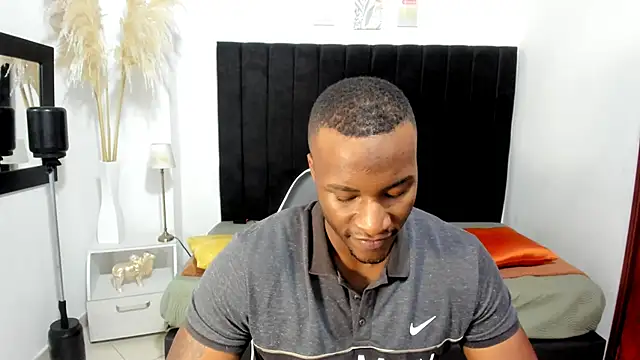 Snapshot of chrstian_lewis1 chatting on 10, 11, 2025 chrstian lewis1 online show from 10, 11, 2025