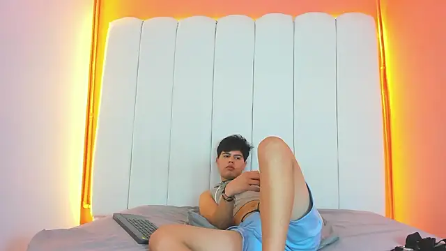 Felipe Cold online show from 3, 2, 2026