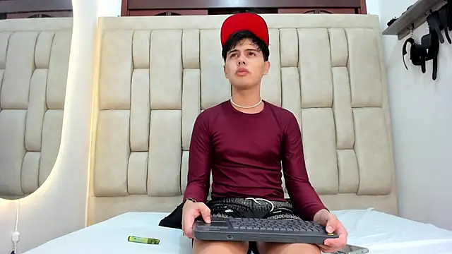 Felipe Cold online show from 12, 10, 2025