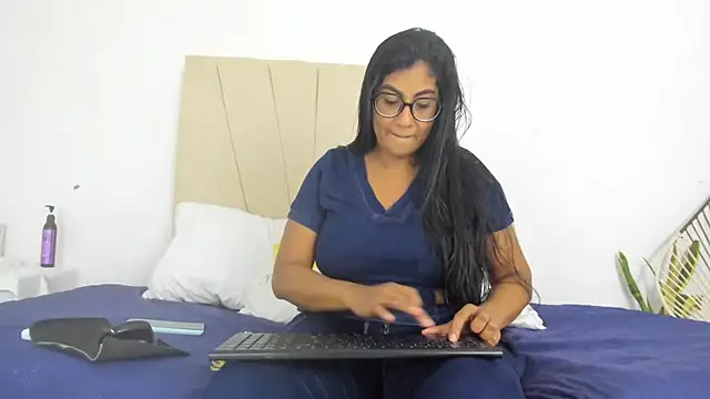  Miaa khalifa  online show from 2, 10, 2025