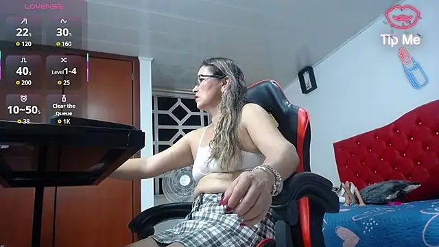 noelia milf19 online show from 28, 5, 2026