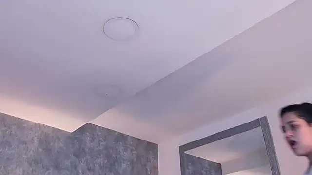 crystaldarliing online show from 25, 11, 2025