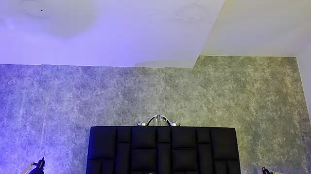 Snapshot of crystaldarliing chatting on 29, 4, 2026 crystaldarliing online show from 29, 4, 2026