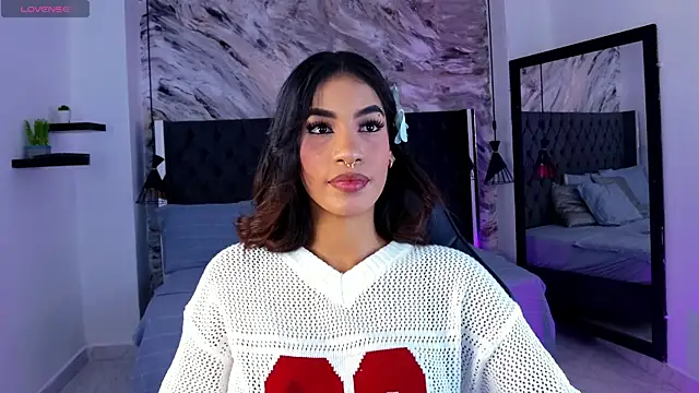 kitty collins  online show from 13, 4, 2026