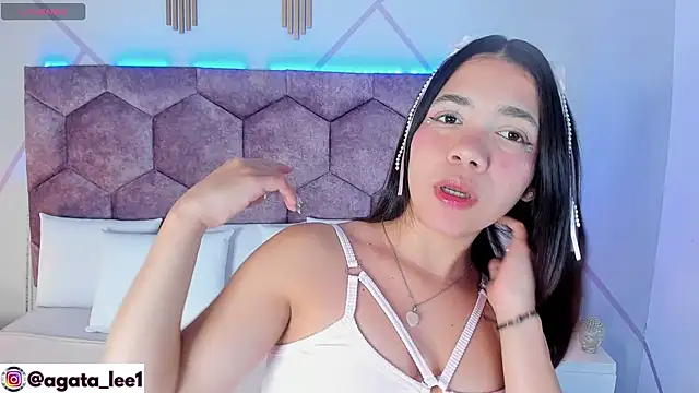 agataa lee online show from 19, 9, 2025