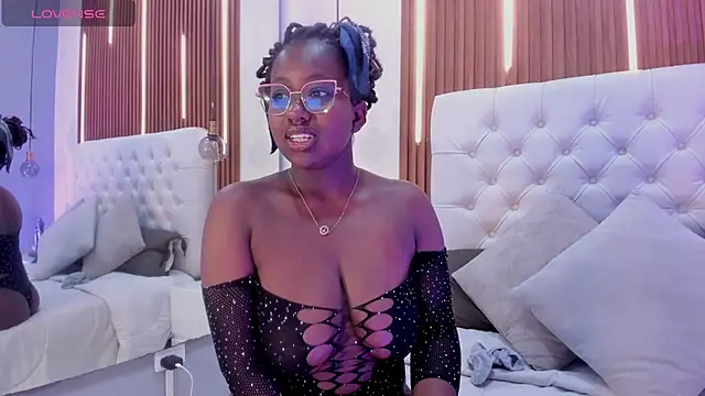 Oshun Evans online show from 30, 9, 2025