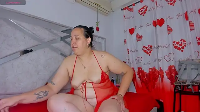 Snapshot of ThiccyLexxy chatting on 14, 10, 2025 ThiccyLexxy online show from 14, 10, 2025