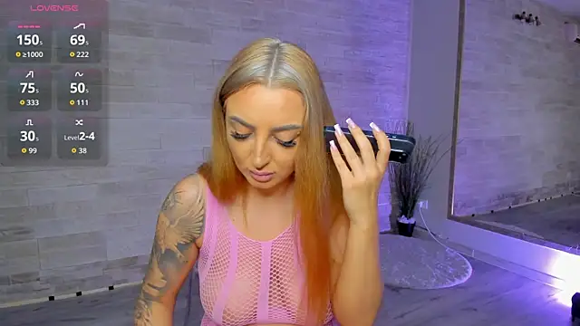 Lexi Blazee online show from 12, 9, 2025