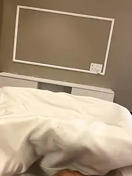 saumon3022 online show from 11, 1, 2026