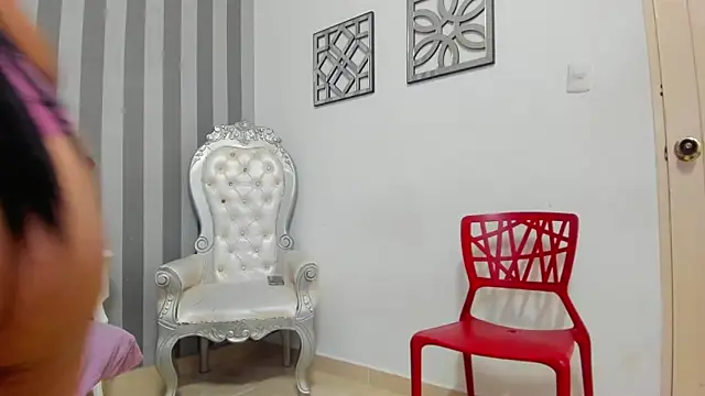 Salomee hernandez online show from 24, 11, 2025