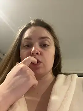 DeniMilkyyyyy online show from 1, 12, 2025