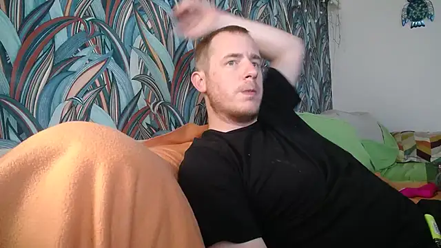 Snapshot of gaydavid chatting on 12, 9, 2025 gaydavid online show from 12, 9, 2025