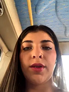 Isaa-Sweet online show from 22, 9, 2025