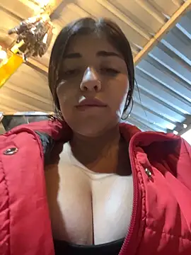 Isaa-Sweet online show from 27, 11, 2025