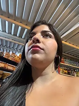 Isaa-Sweet online show from 27, 11, 2025