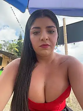 Isaa-Sweet online show from 18, 5, 2026