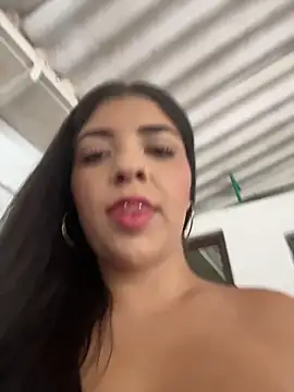 Isaa-Sweet online show from 14, 2, 2026