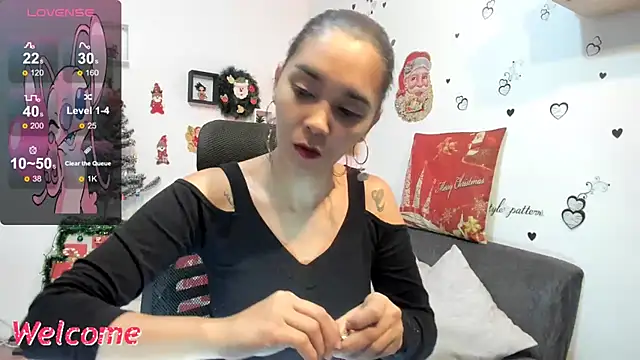 Snapshot of anastasia_tuya chatting on 14, 11, 2025 anastasia tuya online show from 14, 11, 2025