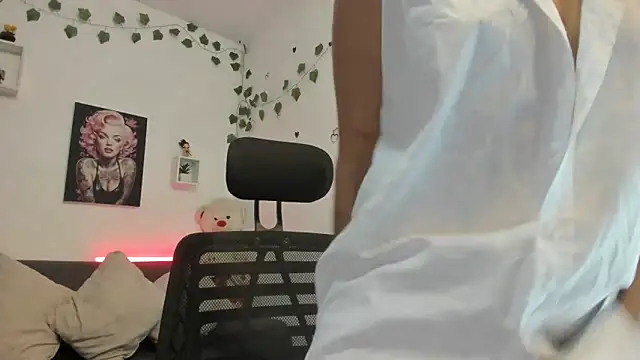 anastasia tuya online show from 14, 2, 2026