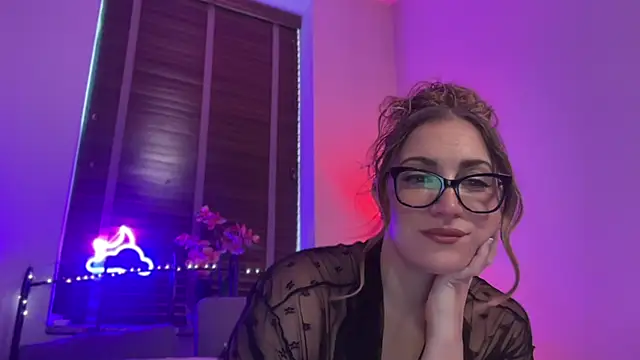 Snapshot of MistresssX chatting on 6, 10, 2025 MistresssX online show from 6, 10, 2025