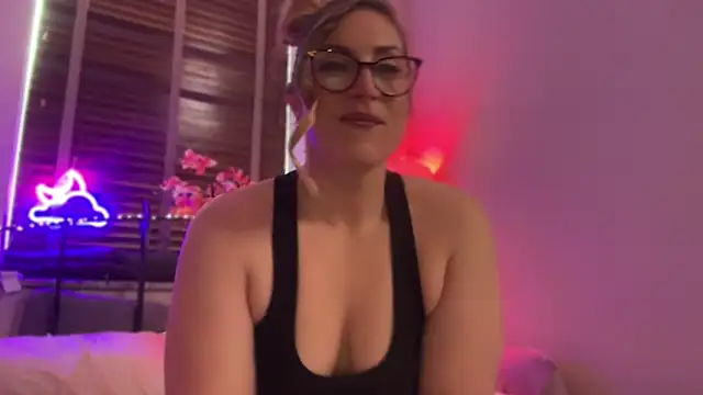Snapshot of MistresssX chatting on 10, 6, 2026 MistresssX online show from 10, 6, 2026
