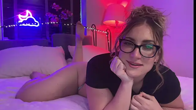 Snapshot of MistresssX chatting on 30, 9, 2025 MistresssX online show from 30, 9, 2025