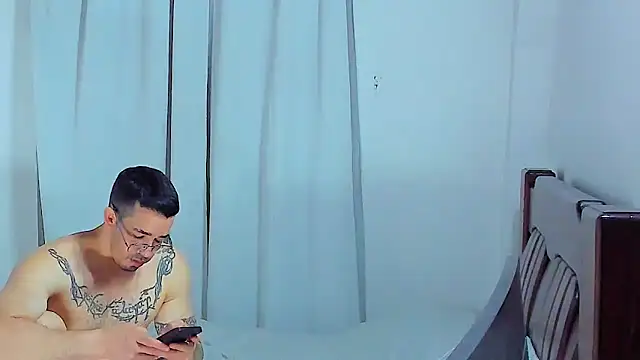 Hunter Hoott online show from 13, 11, 2025