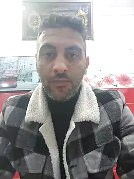 Snapshot of Mahdidido45 chatting on 29, 3, 2026 Mahdidido45 online show from 29, 3, 2026