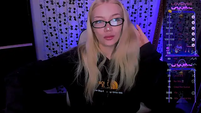 AnyaTaylor  online show from 11, 3, 2026