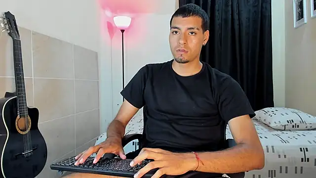 TeamPorn 19 online show from 23, 10, 2025