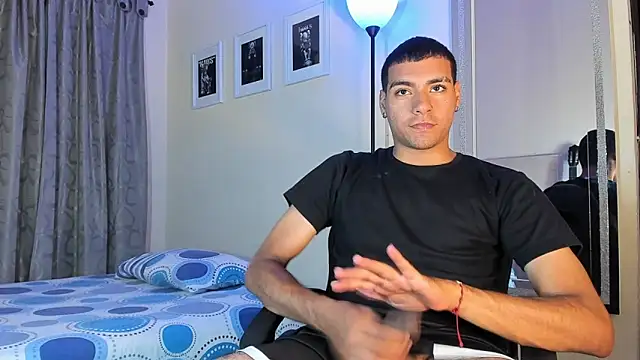 TeamPorn 19 online show from 19, 11, 2025