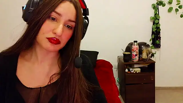 Snapshot of kendrafarq chatting on 20, 5, 2026 kendrafarq online show from 20, 5, 2026