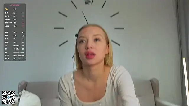 ArdathHalfhill online show from 21, 9, 2025