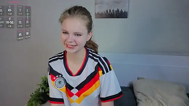 JulietteRain online show from 21, 6, 2026