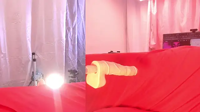  Lia  Stone online show from 17, 3, 2026