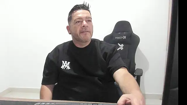 Snapshot of massimo_dannger chatting on 9, 9, 2025 massimo dannger online show from 9, 9, 2025