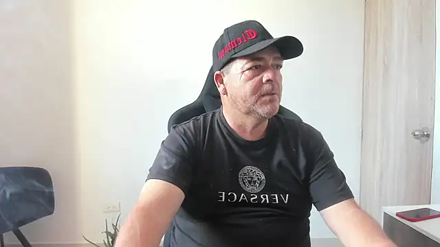 Snapshot of massimo_dannger chatting on 25, 9, 2025 massimo dannger online show from 25, 9, 2025