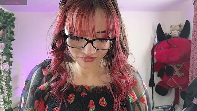 MiaVelvetDoll online show from 18, 7, 2026