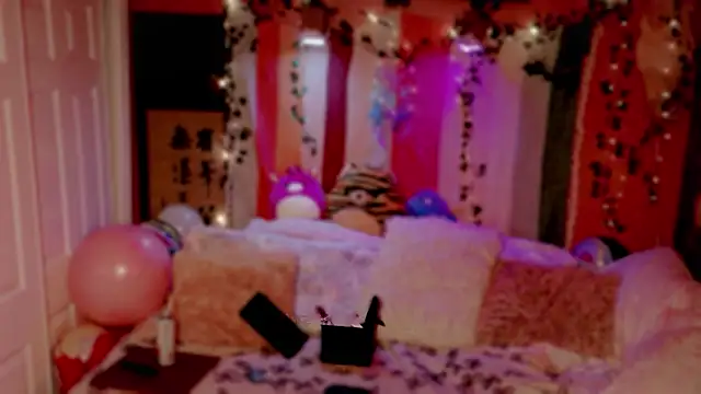 Maddy cat 91 online show from 31, 3, 2026