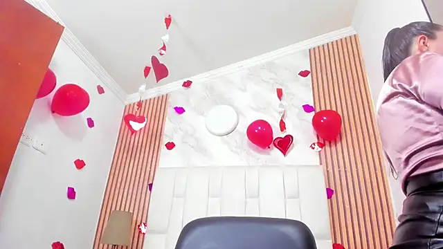 CharlotteSchmidtt online show from 20, 2, 2026