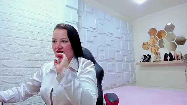 CharlotteSchmidtt online show from 22, 12, 2025