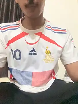 Snapshot of hamstar09 chatting on 21, 11, 2025 hamstar09 online show from 21, 11, 2025