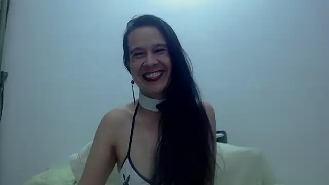 Aileendarkhot online show from 18, 10, 2025