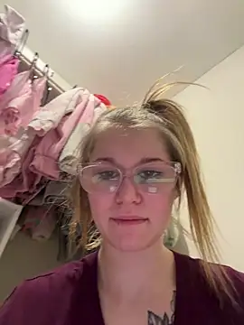 Riley ray69 online show from 4, 3, 2026