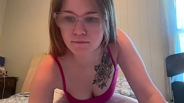 Snapshot of Riley_ray69 chatting on 2, 6, 2026 Riley ray69 online show from 2, 6, 2026