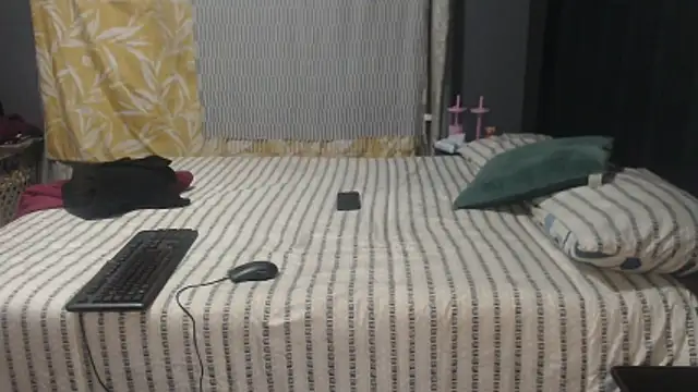 SEXYHUGEASS21 online show from 6, 6, 2026