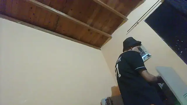 Juuaanp3 online show from 5, 11, 2025