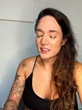 Snapshot of Sophia_House_ chatting on 9, 5, 2026 Sophia House online show from 9, 5, 2026