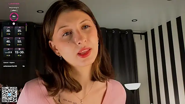 LorinaMaffitt online show from 2, 11, 2025